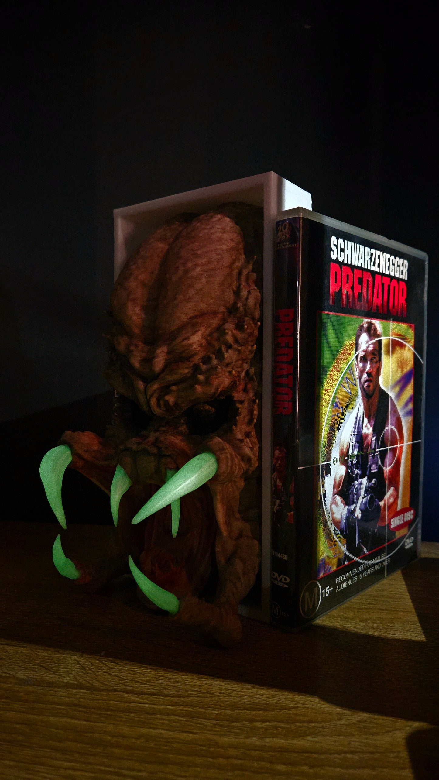 Predator book nook