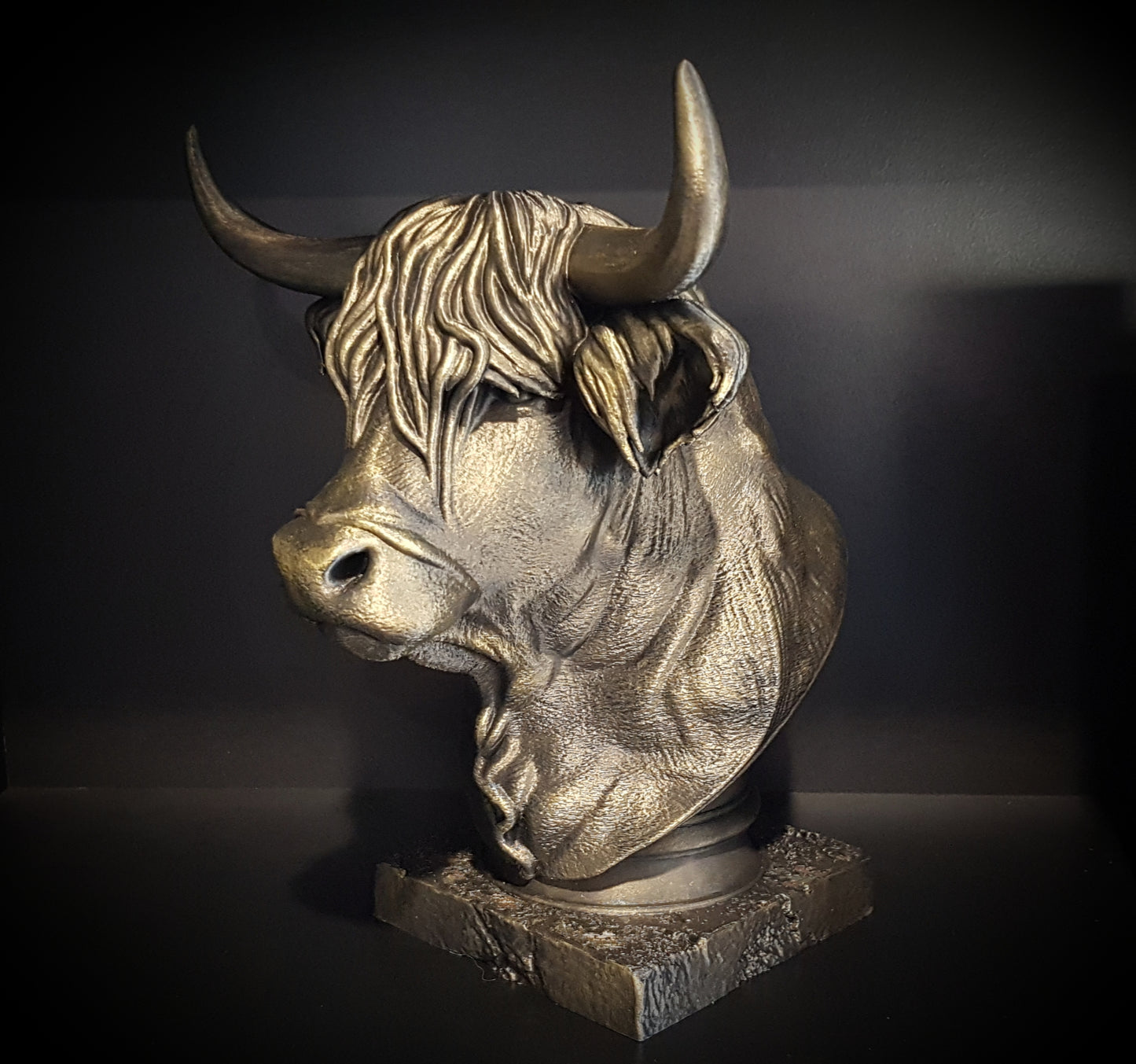 Highland Cow Statue