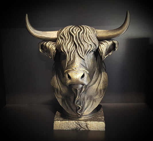 Highland Cow Statue